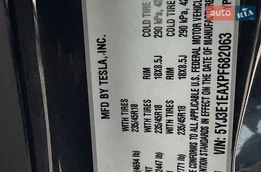 Седан Tesla Model 3 2024 в Дрогобыче