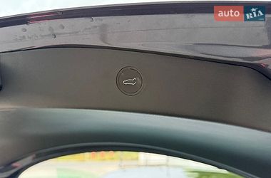 Седан Tesla Model 3 2024 в Дрогобыче