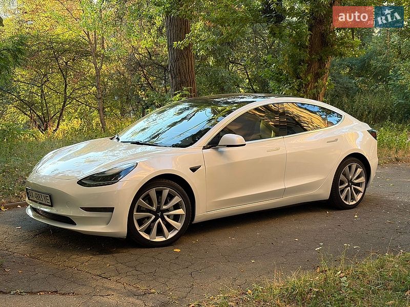 Tesla Model 3 2018