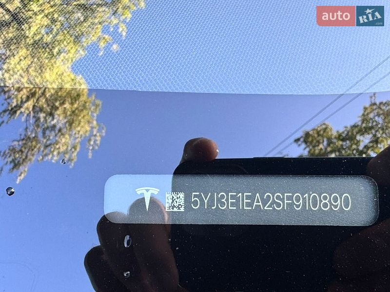 Седан Tesla Model 3 2024 в Виннице