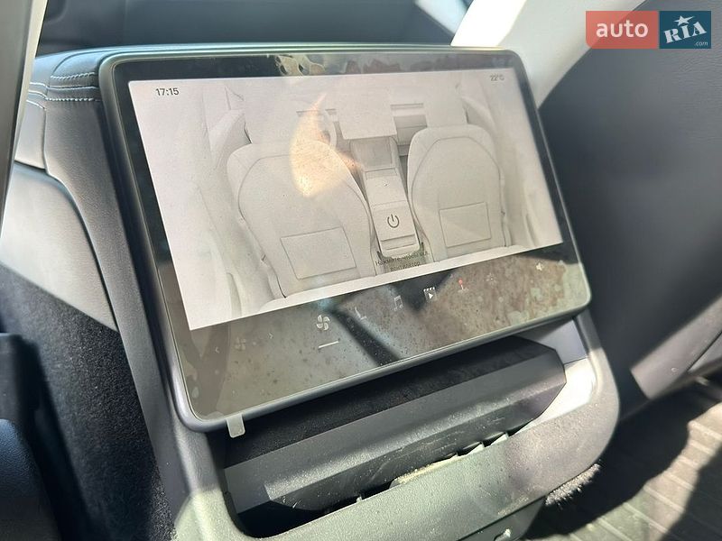 Седан Tesla Model 3 2024 в Виннице