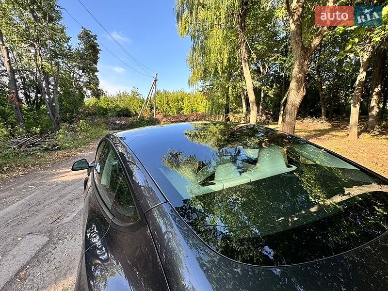 Седан Tesla Model 3 2024 в Виннице