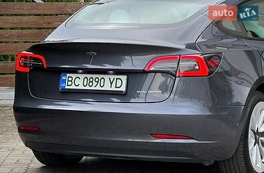 Седан Tesla Model 3 2023 в Стрые