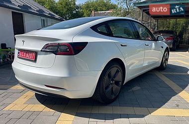 Седан Tesla Model 3 2023 в Моршине