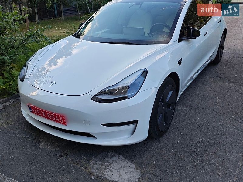 Седан Tesla Model 3 2023 в Василькове