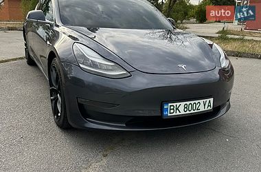 Седан Tesla Model 3 2018 в Звягеле Седан Tesla Model 3 2018 в Звягеле