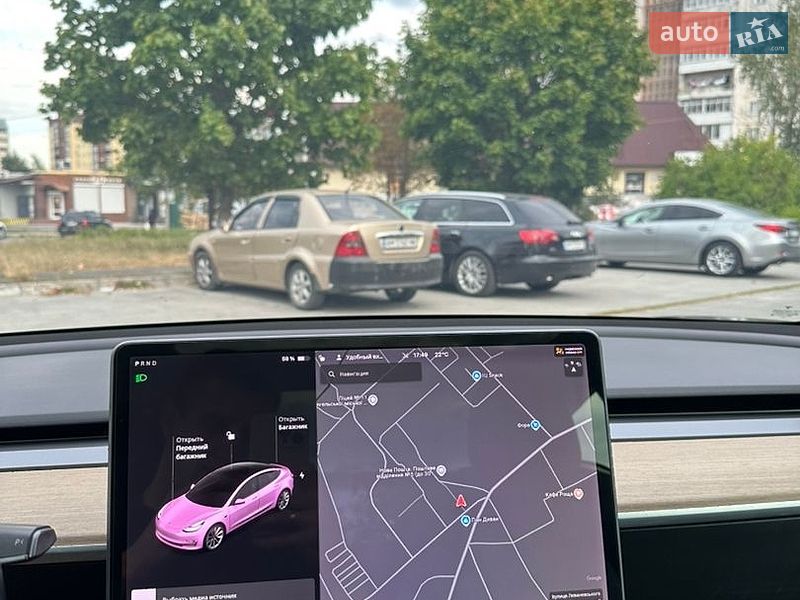 Седан Tesla Model 3 2018 в Звягеле