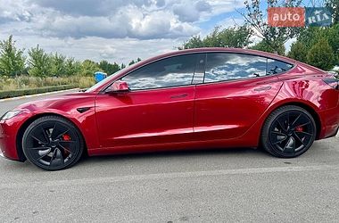 Седан Tesla Model 3 2024 в Киеве