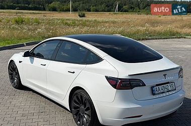 Седан Tesla Model 3 2021 в Луцьку