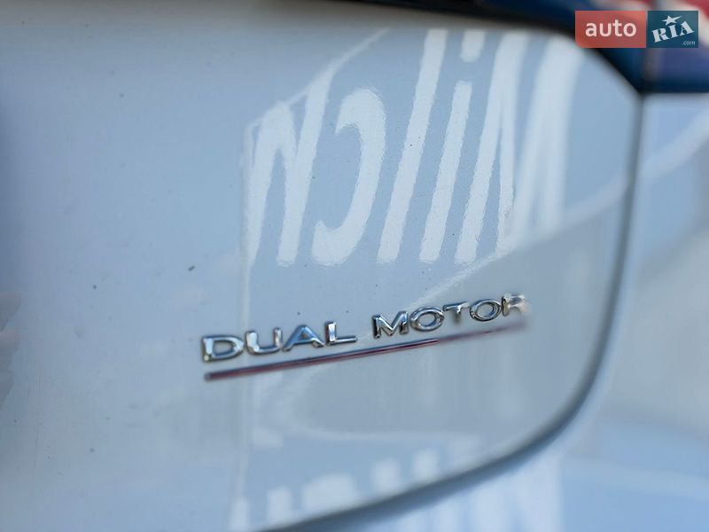 Седан Tesla Model 3 2021 в Луцьку