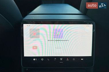 Седан Tesla Model 3 2024 в Одесі