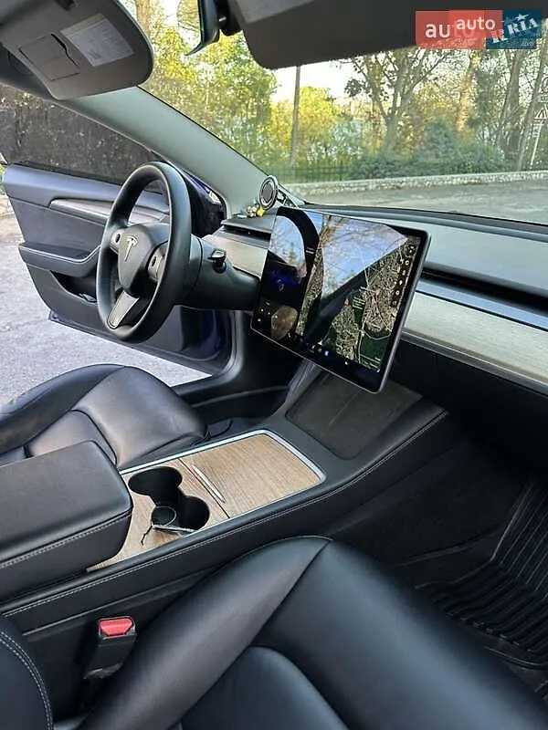 2021 Tesla Model 3 - мініатюра 12
