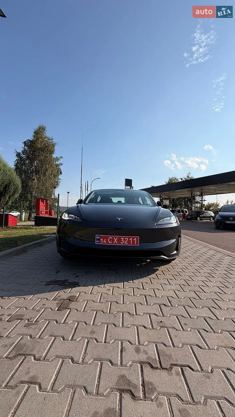 2025 Tesla Model 3 - мініатюра 18