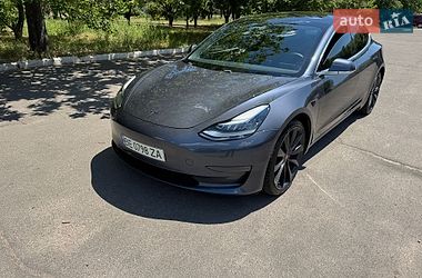 Седан Tesla Model 3 2020 в Миколаєві