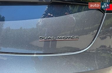 Седан Tesla Model 3 2020 в Миколаєві