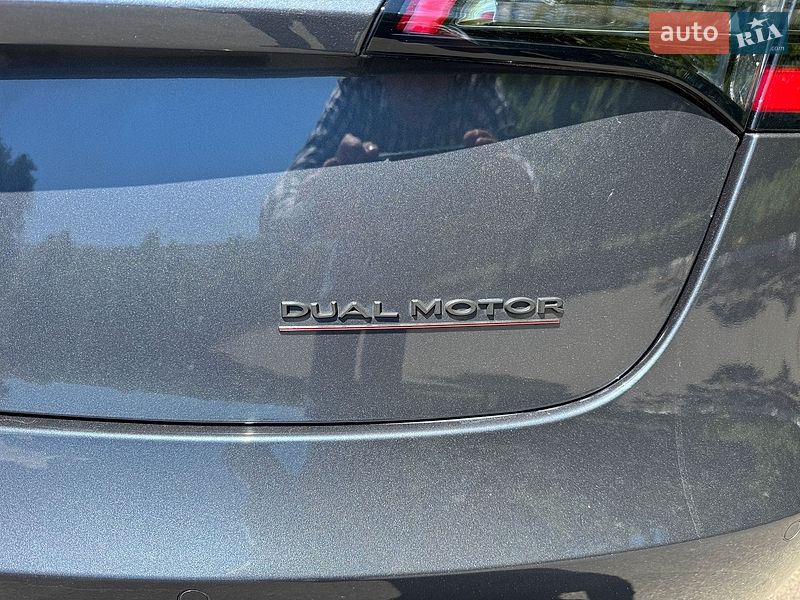 Седан Tesla Model 3 2020 в Миколаєві