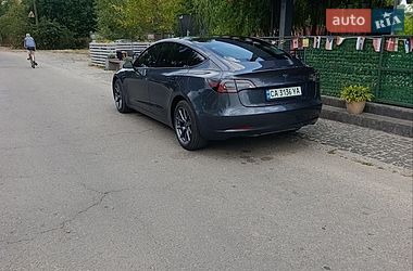 Седан Tesla Model 3 2022 в Киеве