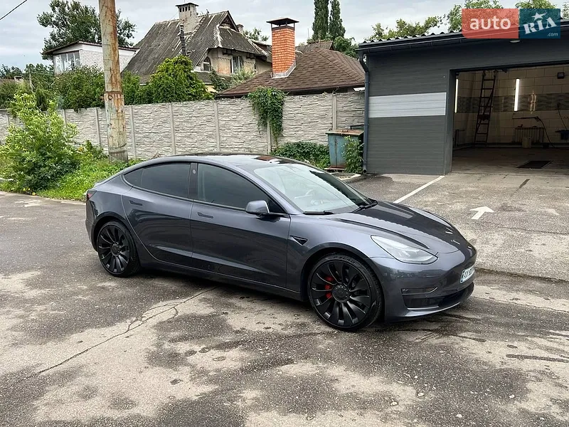 Tesla Model 3 2021