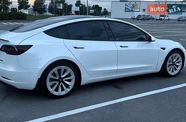Седан Tesla Model 3 2022 в Белой Церкви
