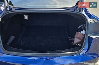 Седан Tesla Model 3 2024 в Львові
