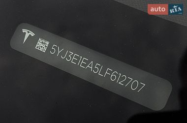Седан Tesla Model 3 2019 в Білогородці