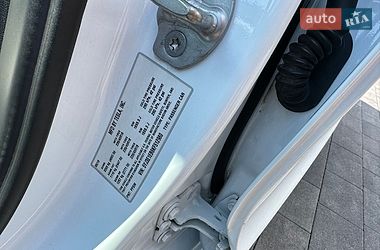 Седан Tesla Model 3 2019 в Луцке