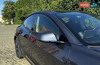 Седан Tesla Model 3 2022 в Вінниці