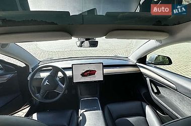 Седан Tesla Model 3 2022 в Вінниці