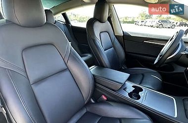 Седан Tesla Model 3 2022 в Вінниці