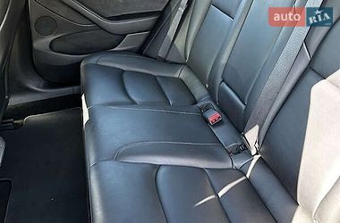 Седан Tesla Model 3 2022 в Вінниці