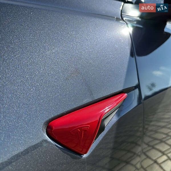 Седан Tesla Model 3 2022 в Вінниці