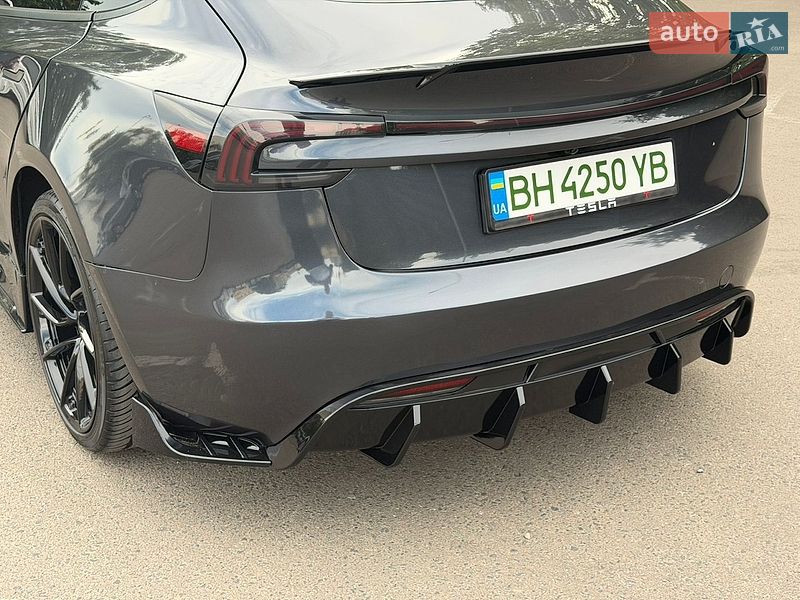 Седан Tesla Model 3 2024 в Одессе фото 12 Седан Tesla Model 3 2024 в Одессе