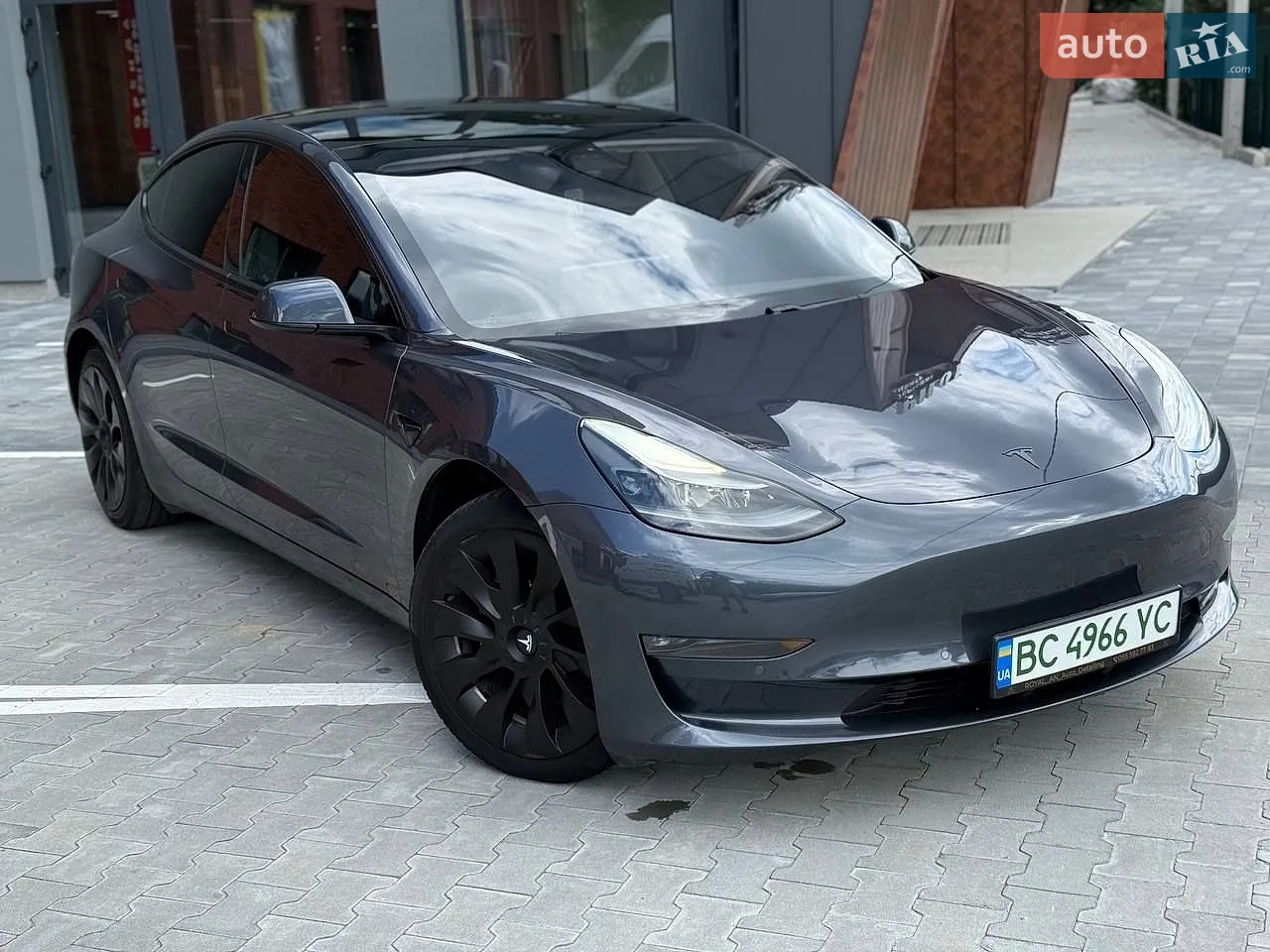 2021 Tesla Model 3 - мініатюра 4