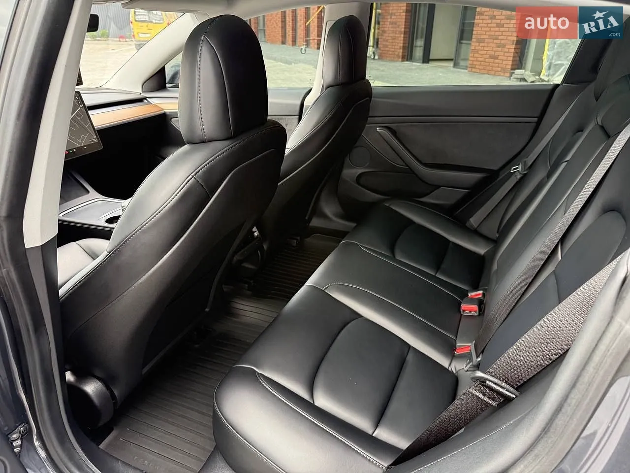 2021 Tesla Model 3 - мініатюра 33