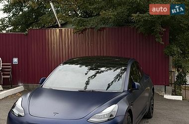 Седан Tesla Model 3 2022 в Киеве