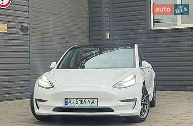 Седан Tesla Model 3 2020 в Києві