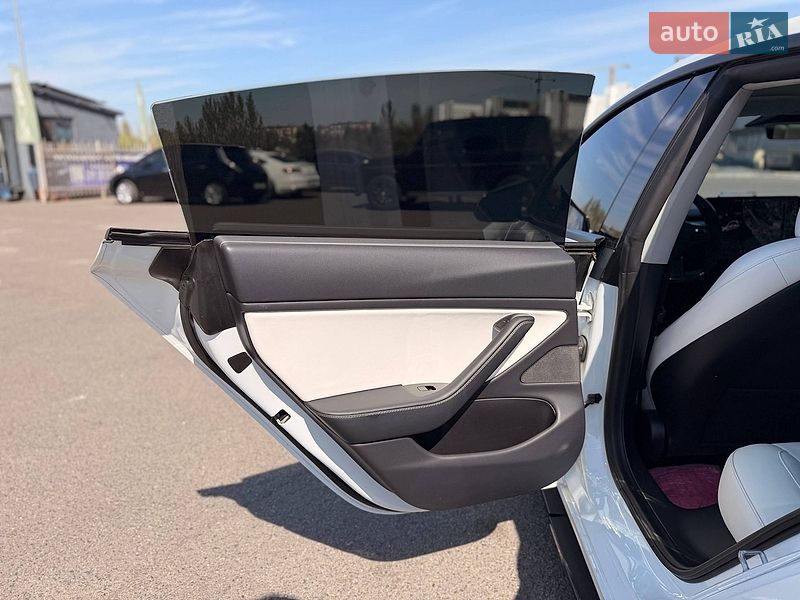 Седан Tesla Model 3 2019 в Кривому Розі фото 45 Седан Tesla Model 3 2019 в Кривому Розі
