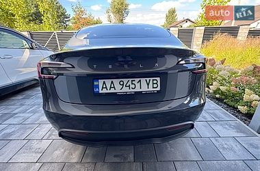 Седан Tesla Model 3 2024 в Киеве