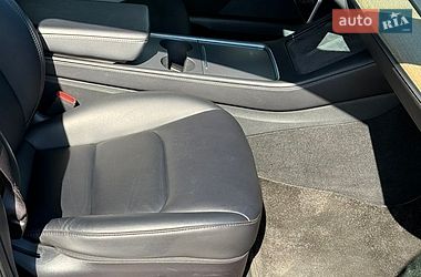 Седан Tesla Model 3 2021 в Одессе