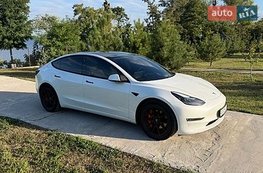 Седан Tesla Model 3 2021 в Запорожье
