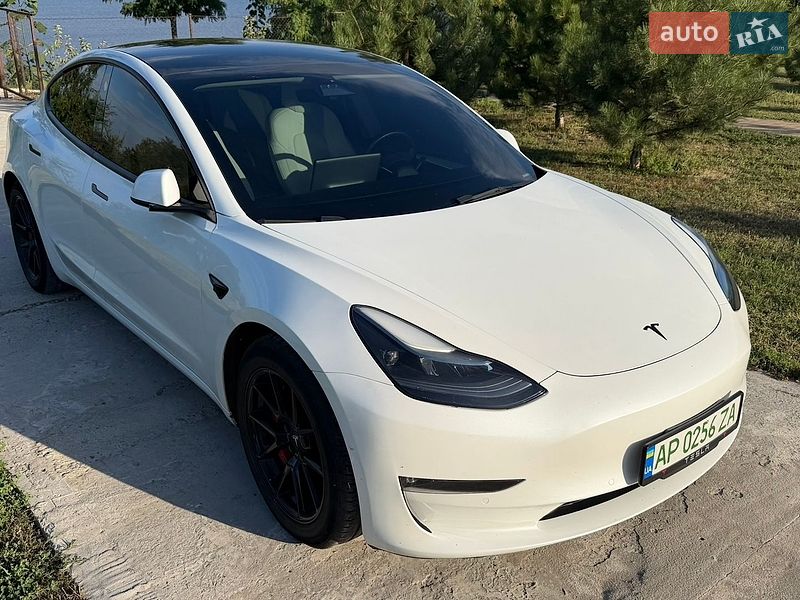 Седан Tesla Model 3 2021 в Запорожье