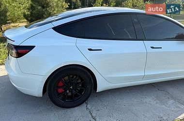 Седан Tesla Model 3 2021 в Запорожье