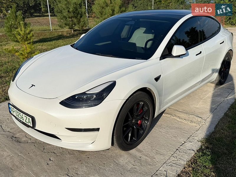 Седан Tesla Model 3 2021 в Запорожье