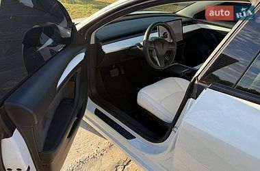 Седан Tesla Model 3 2021 в Запорожье