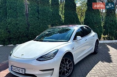 tesla model-3 2019 в Киев от профессионального продавца Денис