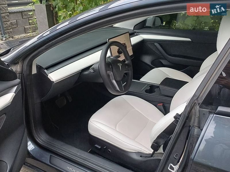 Седан Tesla Model 3 2022 в Острозі фото 13 Седан Tesla Model 3 2022 в Острозі