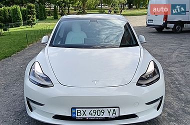 Седан Tesla Model 3 2020 в Хмельницком