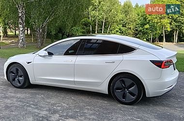 Седан Tesla Model 3 2020 в Хмельницком