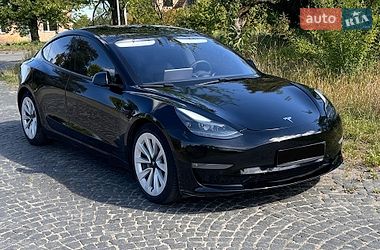 tesla model-3 2021 в Трускавець від про продавця tesla model-3 2021 в Трускавець від професійного продавця