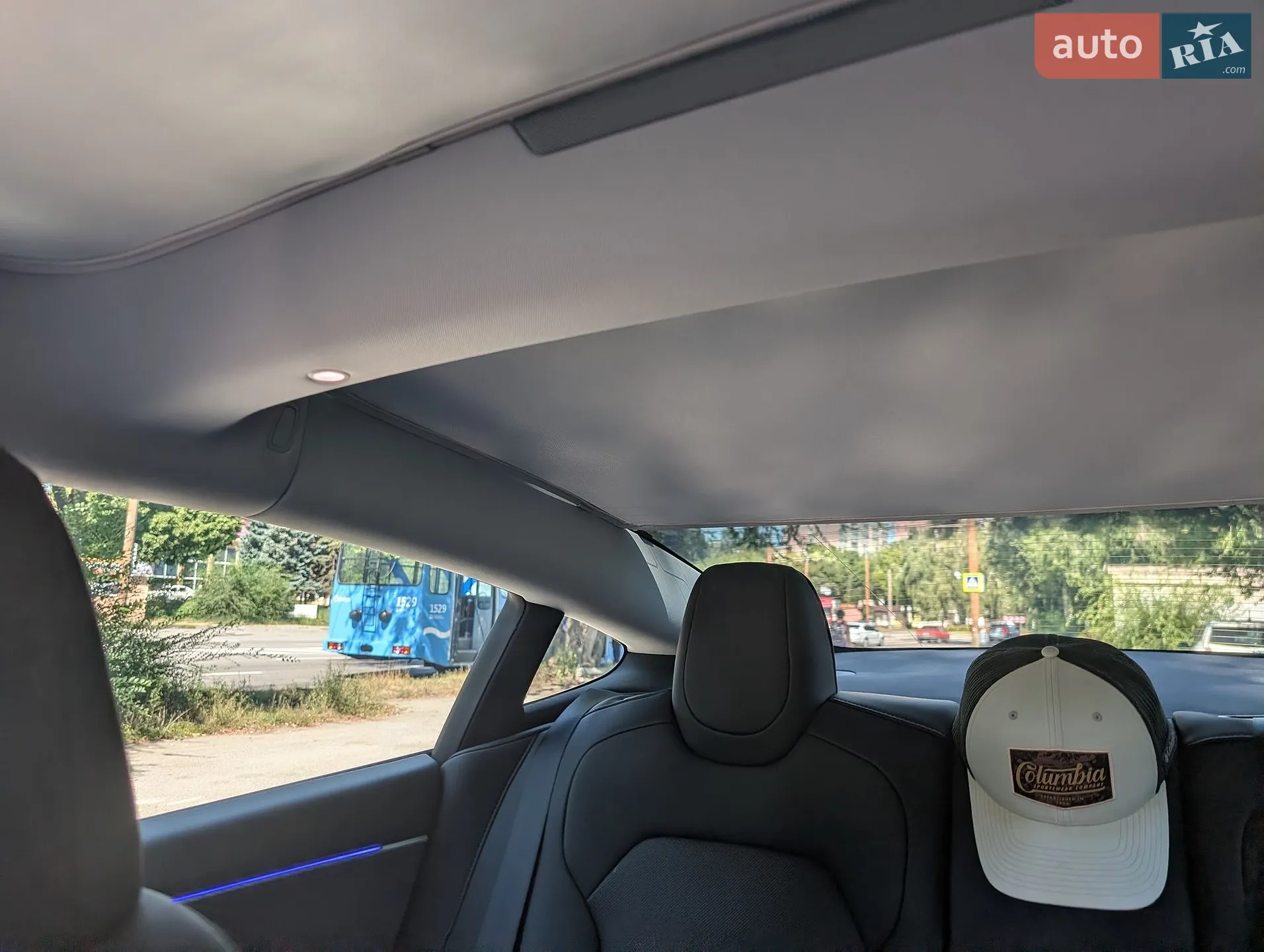 2025 Tesla Model 3 - мініатюра 13